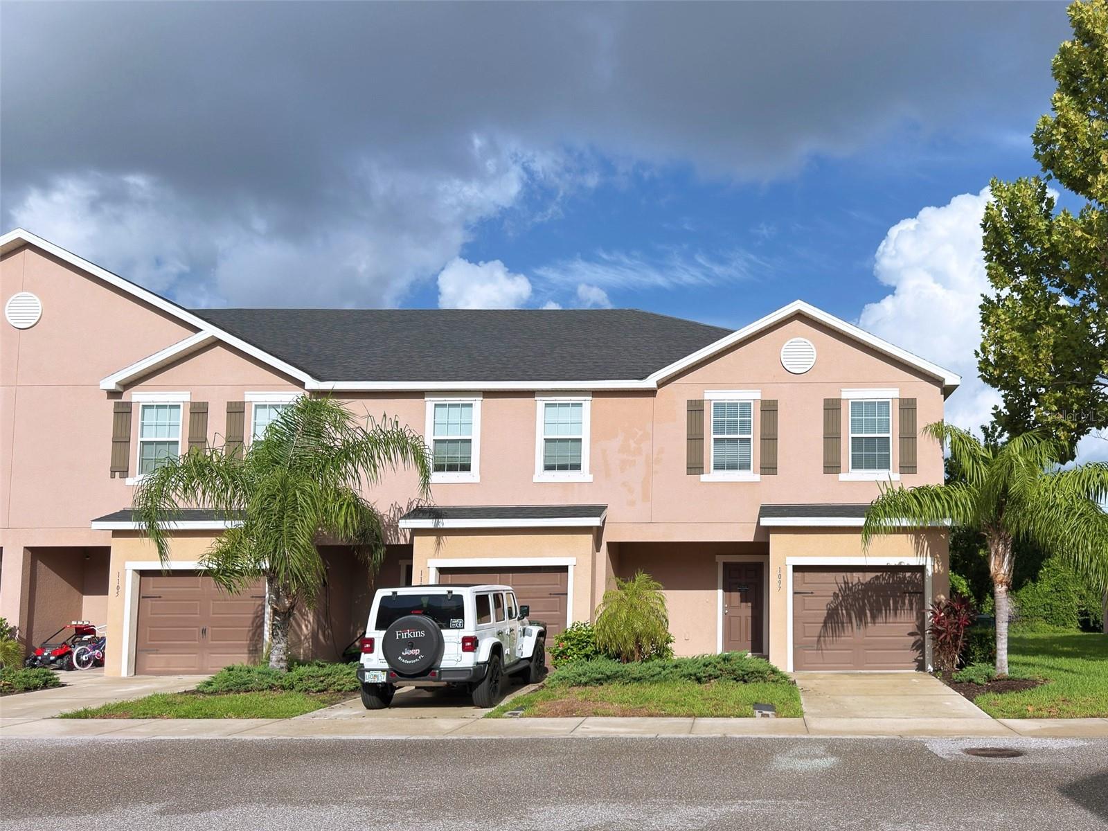 1097 GRANTHAM DRIVE