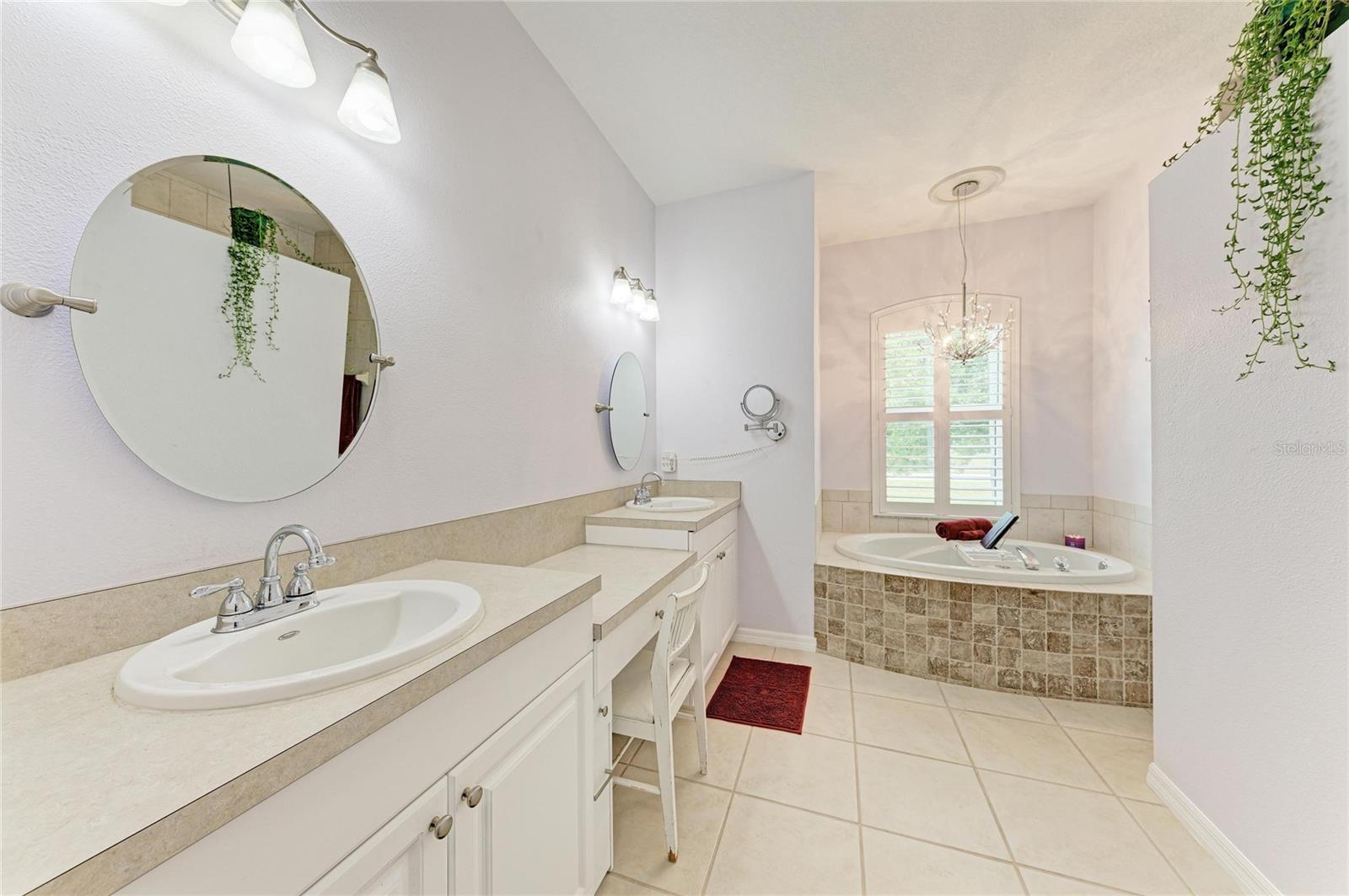 FOXBROOK PH I - Residential