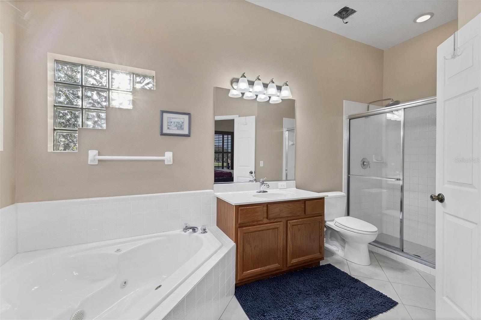 WELLINGTON CHASE - Residential