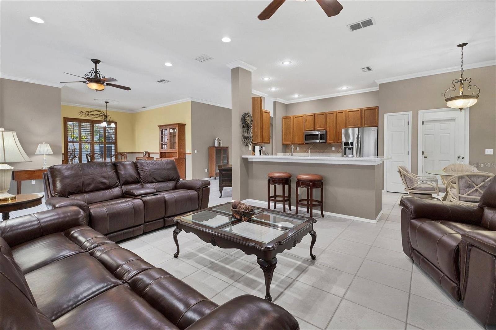 WELLINGTON CHASE - Residential