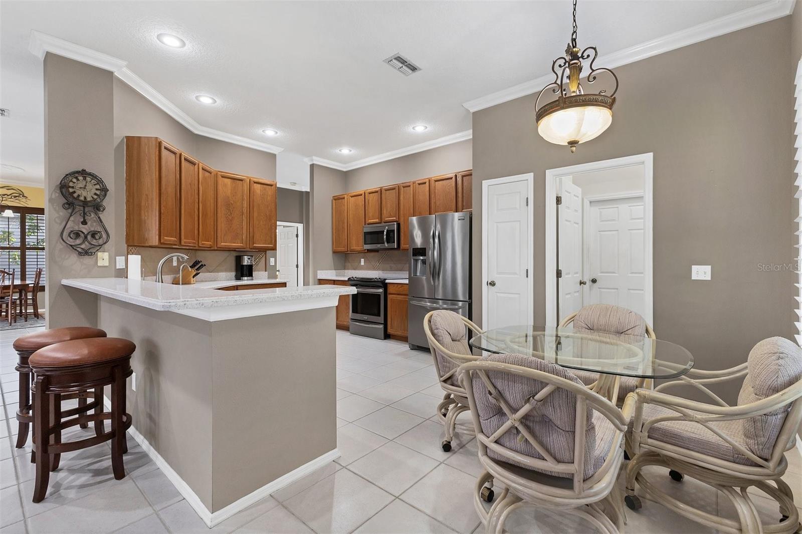 WELLINGTON CHASE - Residential