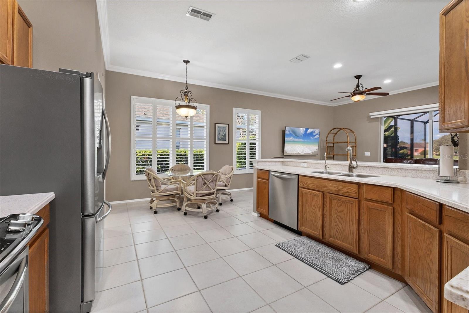 WELLINGTON CHASE - Residential