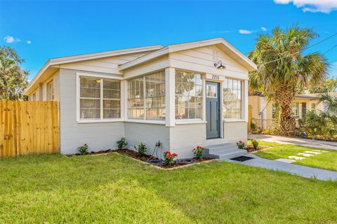 A home in TAMPA