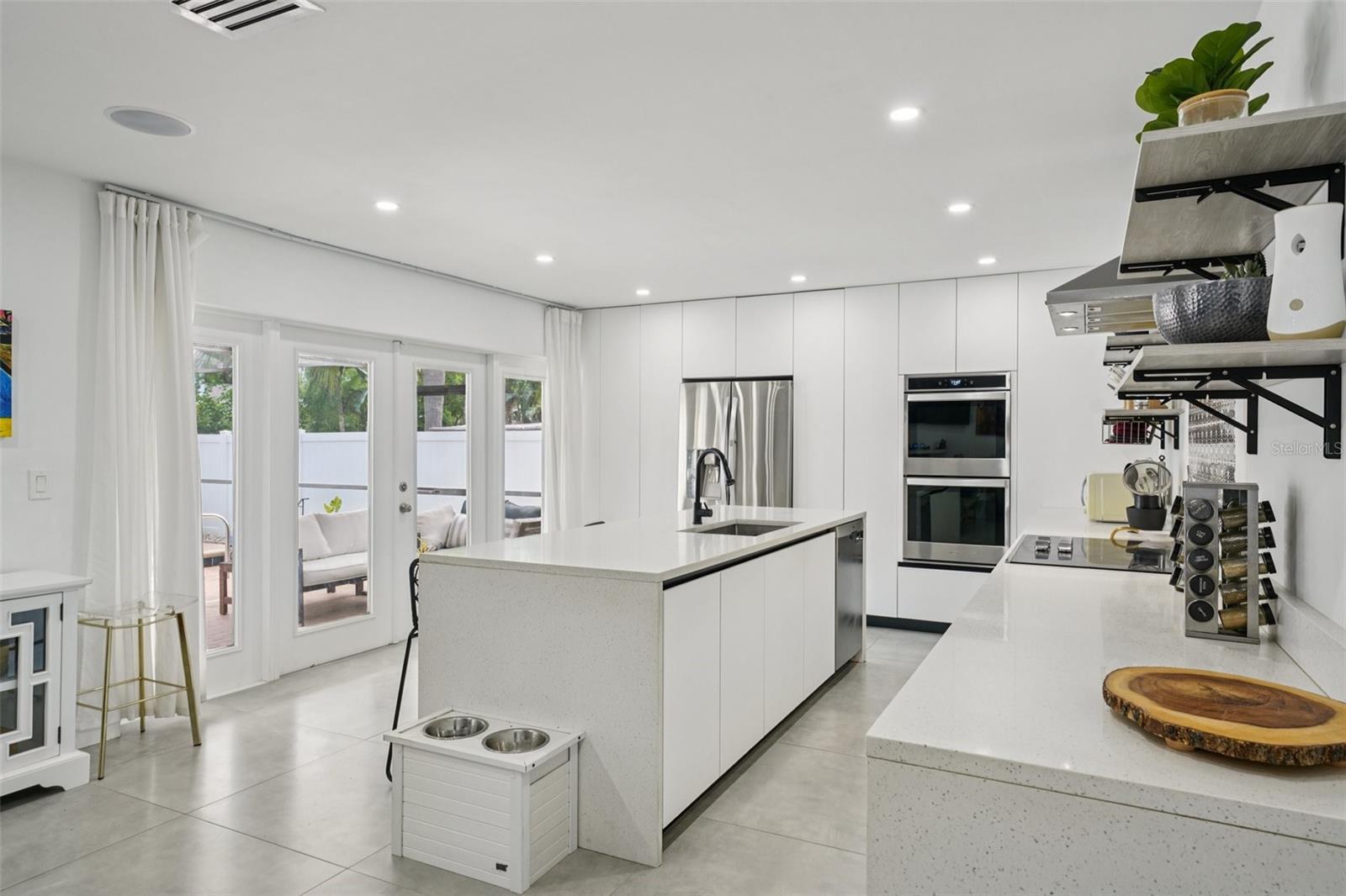 RAINTREE TERRACE SUB W - Residential