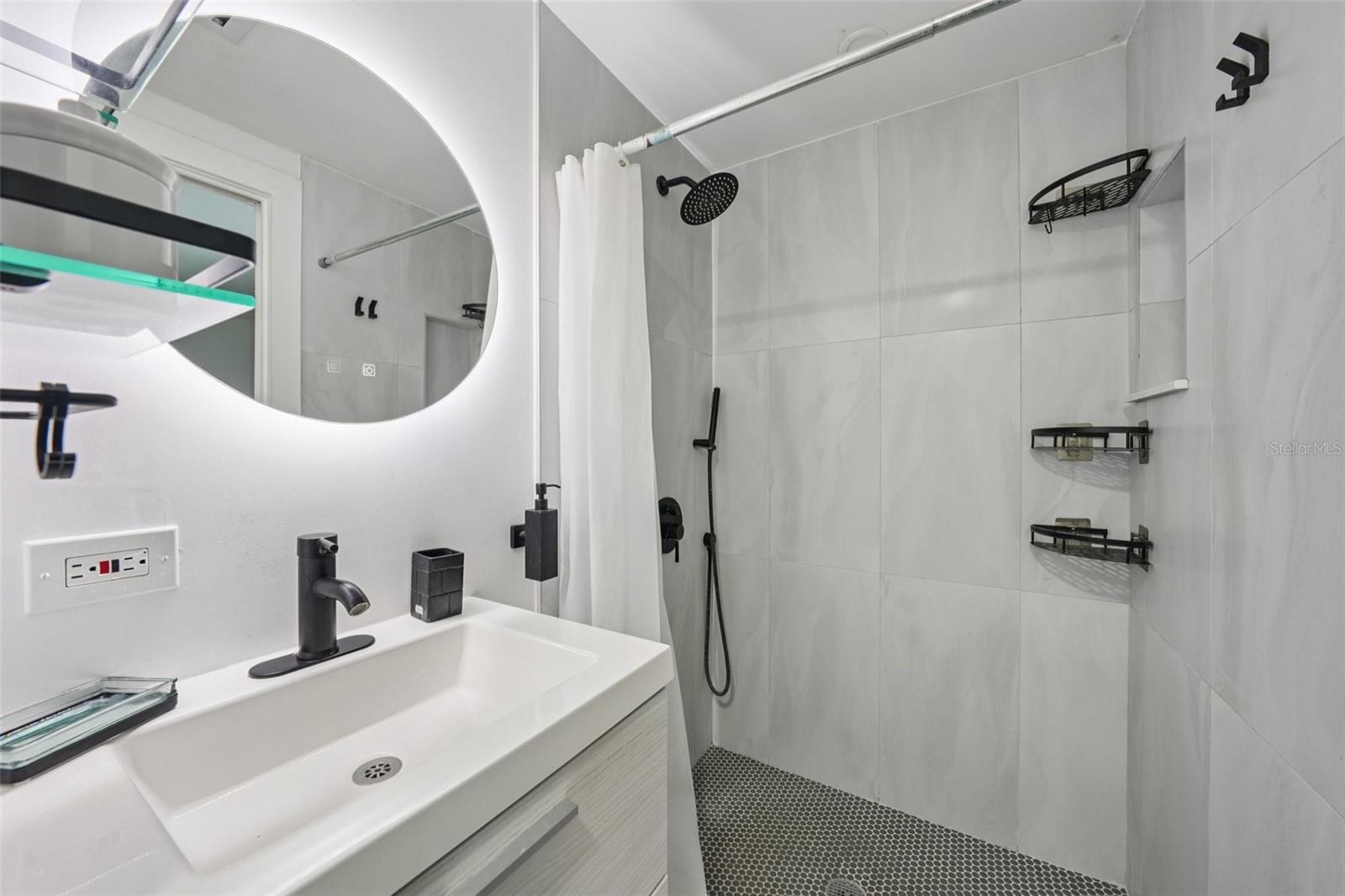 RAINTREE TERRACE SUB W - Residential