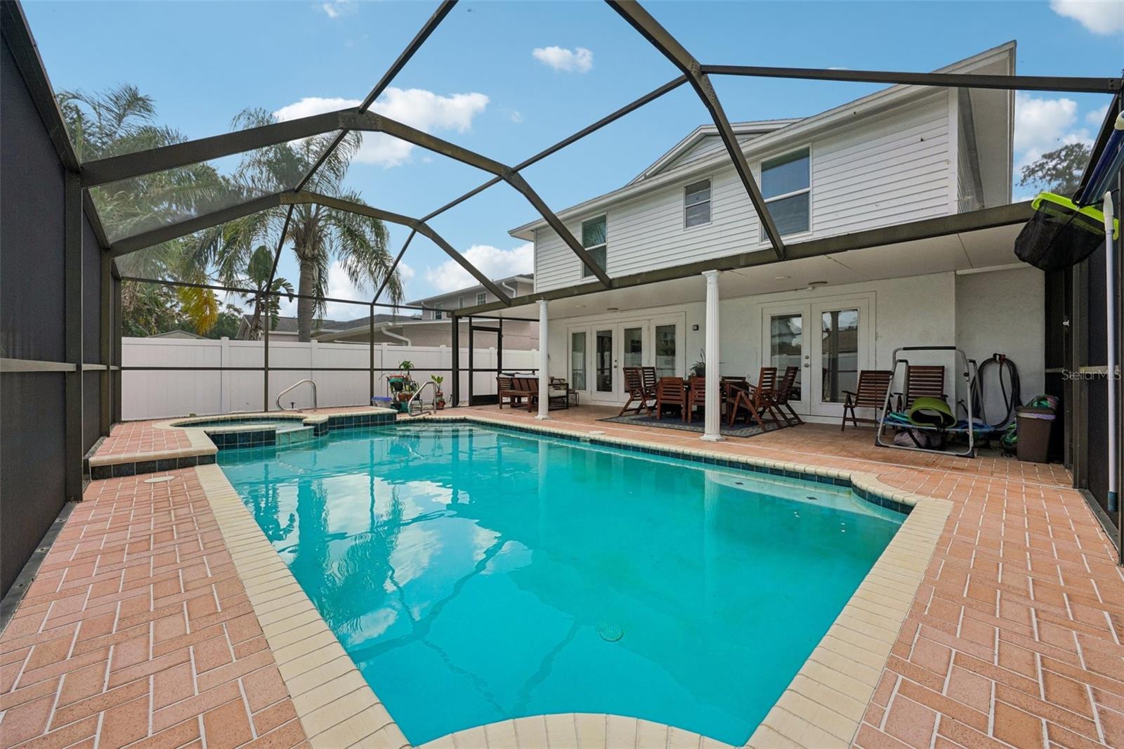 RAINTREE TERRACE SUB W - Residential