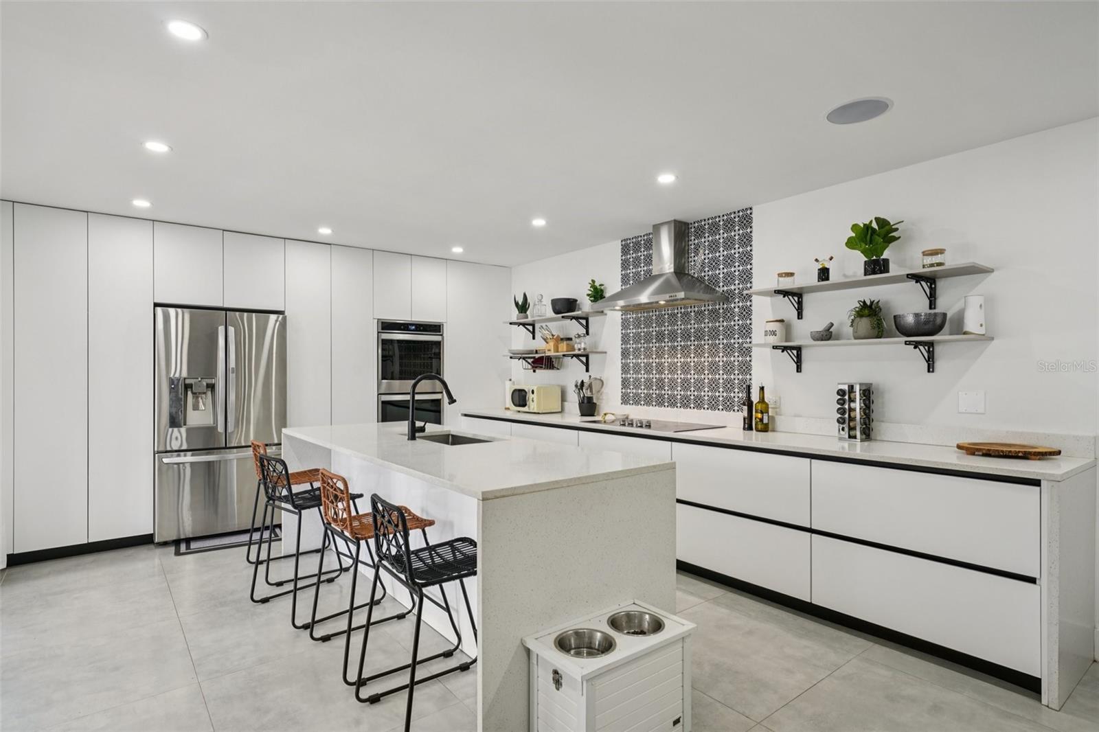 RAINTREE TERRACE SUB W - Residential