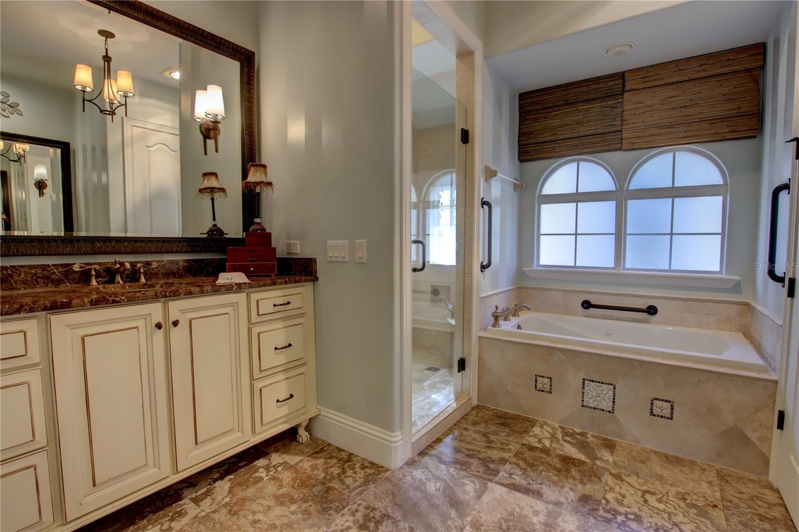 HEATHROW/CLUBSIDE AT HEATHROW - Residential