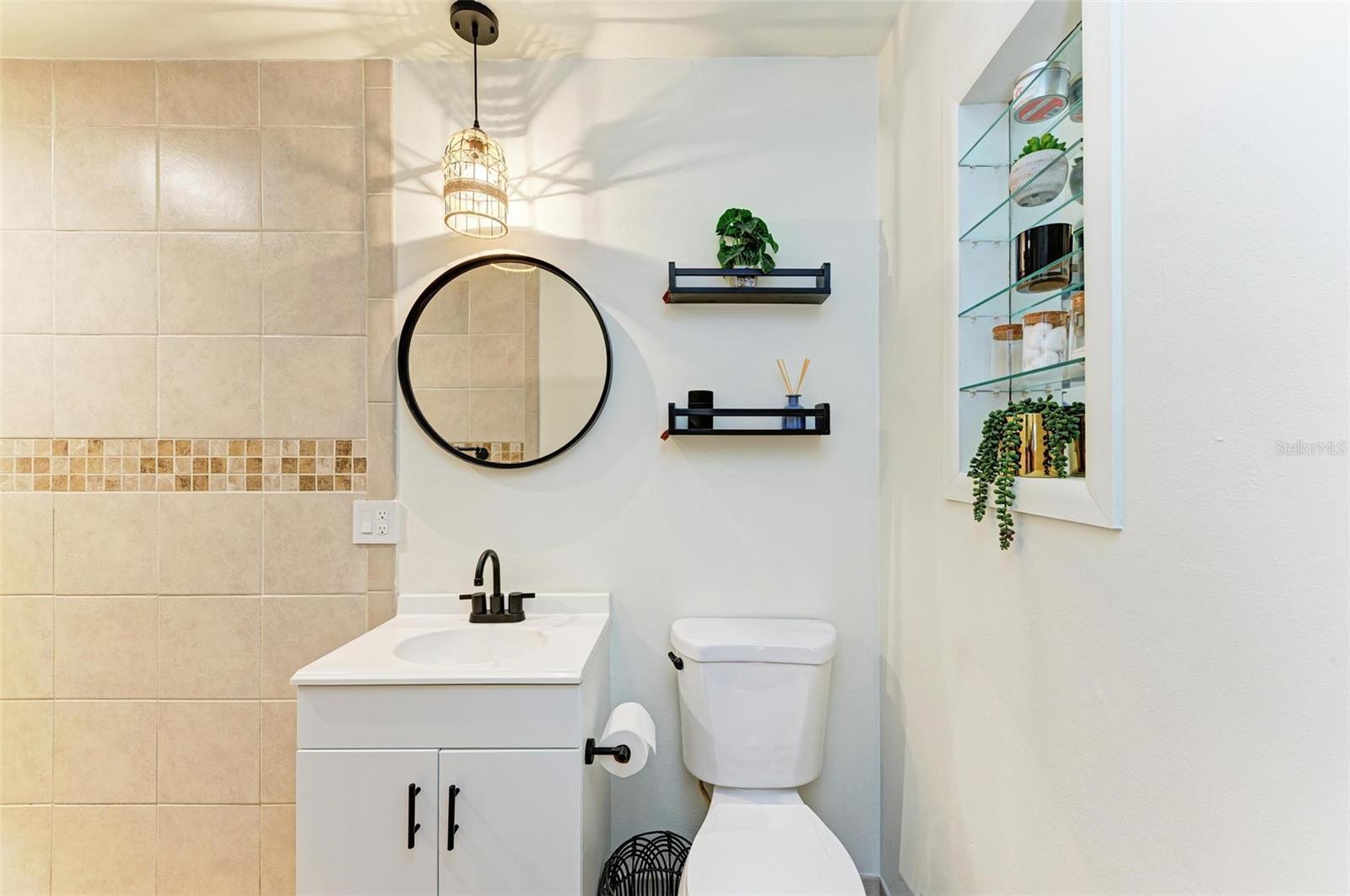 SOUTH VENICE - Residential