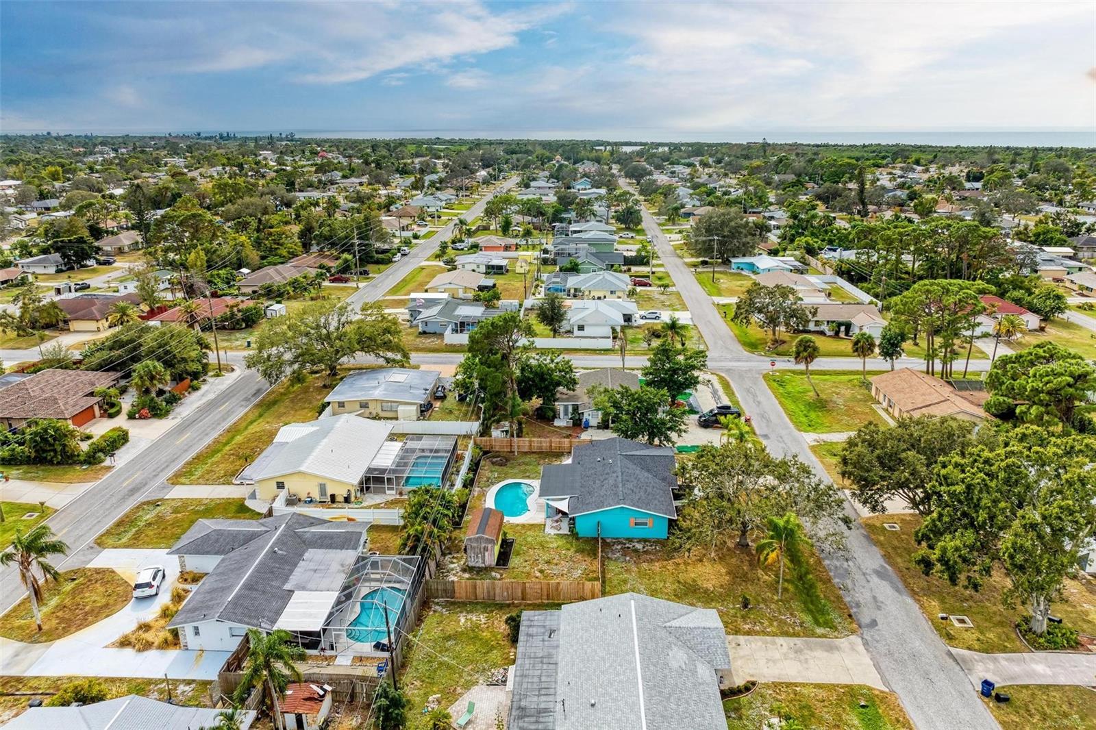 SOUTH VENICE - Residential