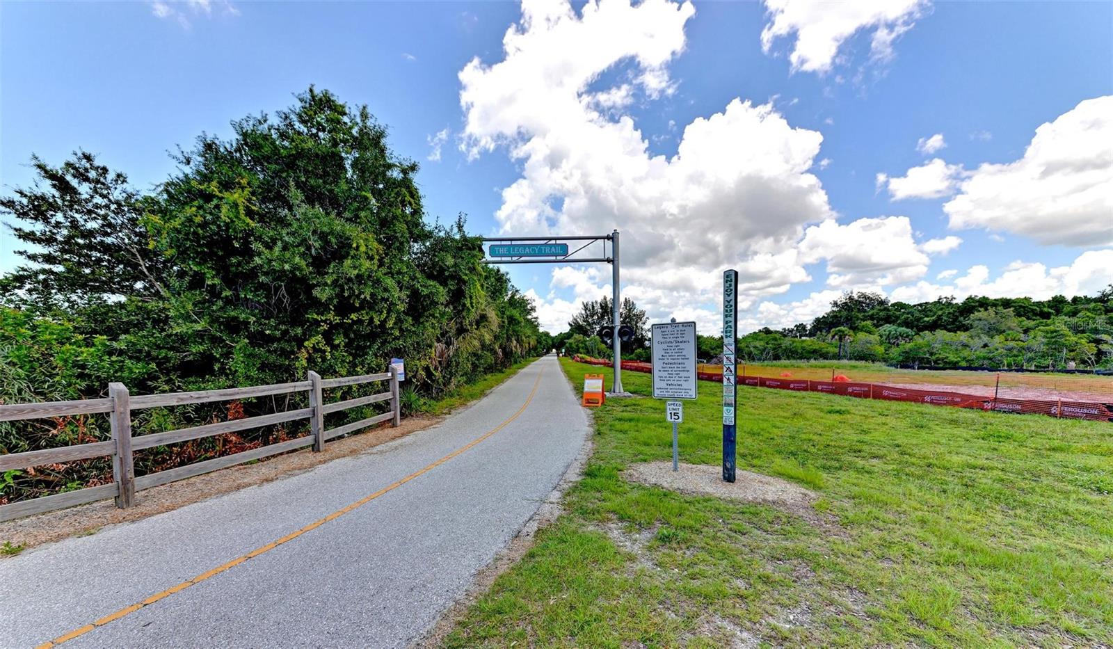 SOUTH VENICE - Residential