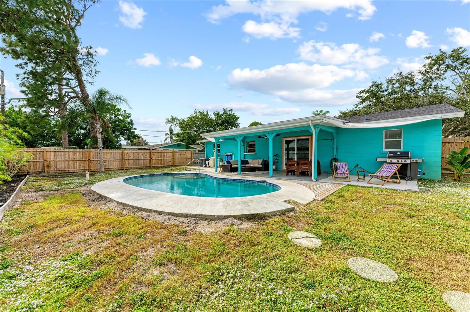 SOUTH VENICE - Residential