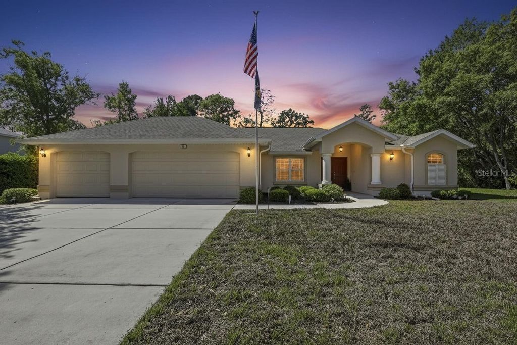 Photo of 28 Poppy Street, Homosassa, FL 34446 (MLS # TB8499532)