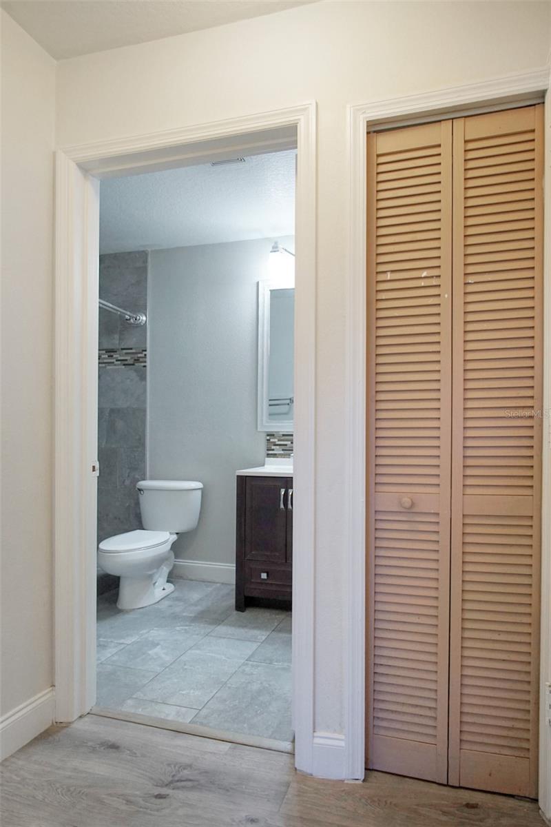 ISLAND CLUB WEST PH 02 - Residential Lease