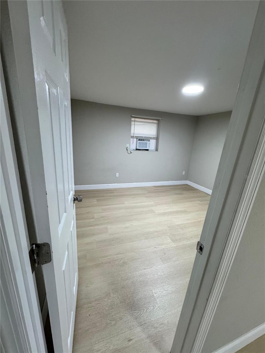 UNPLATTED - Residential