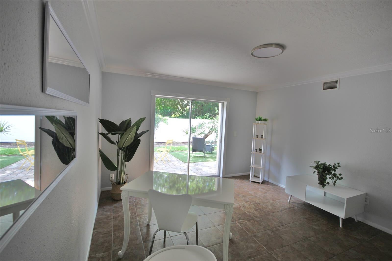 4805 RILMA AVENUE 106, SARASOTA, FL, 34234 4 4805 RILMA AVENUE 106