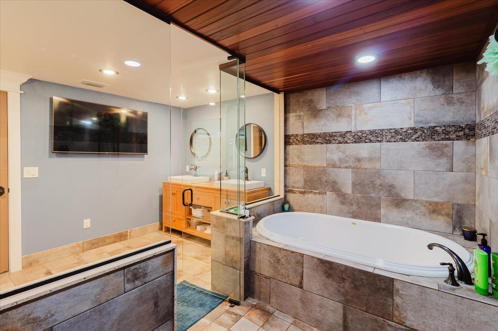 MAPLE GROVE ESTATES - Residential