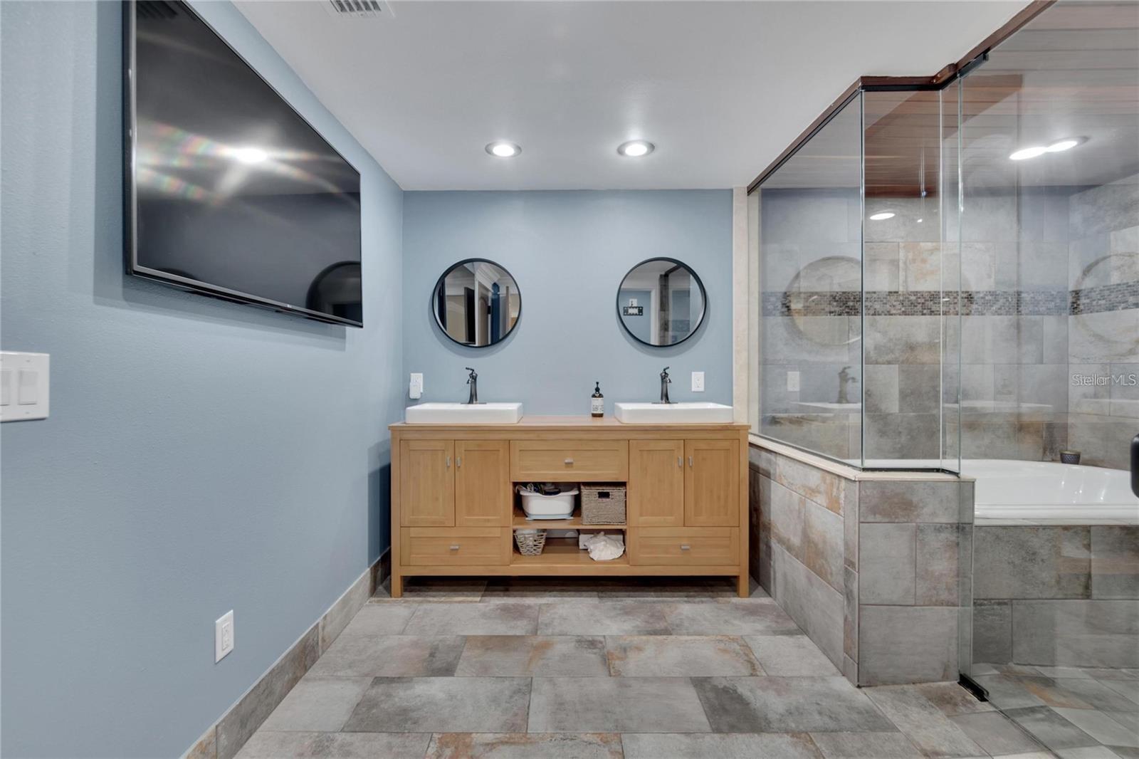 MAPLE GROVE ESTATES - Residential