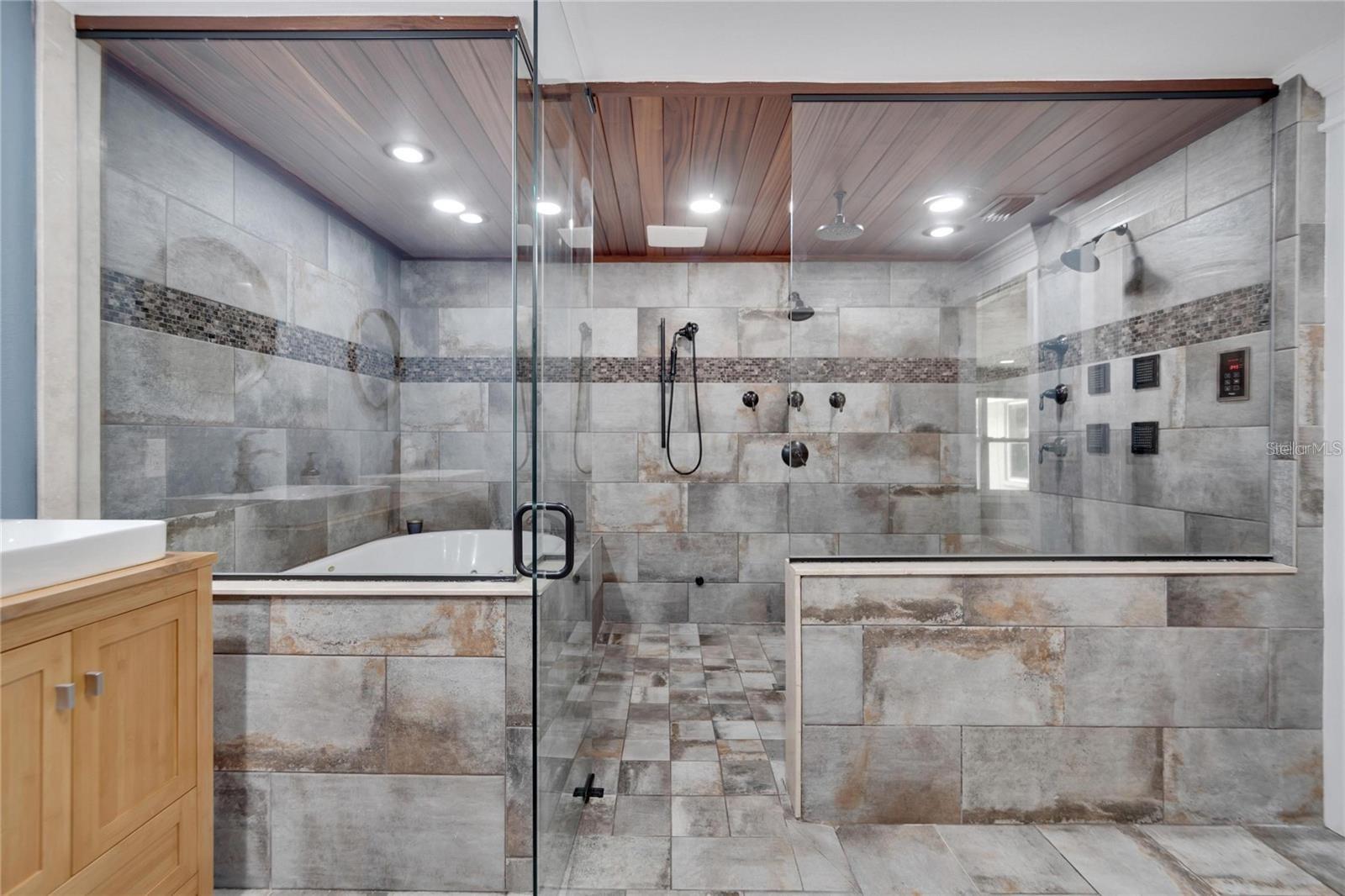 MAPLE GROVE ESTATES - Residential