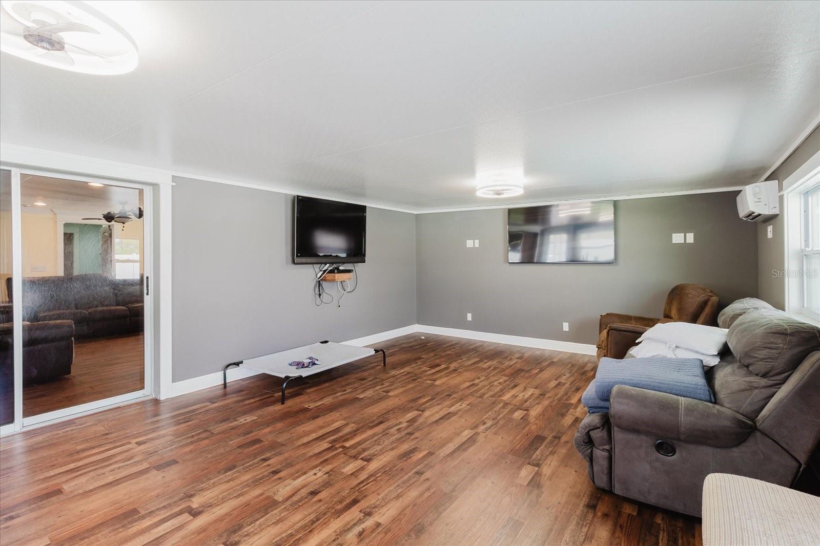 MAPLE GROVE ESTATES - Residential