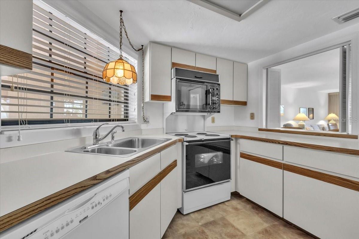 ROLLS LANDING PH 02 BLDG 07 - Residential