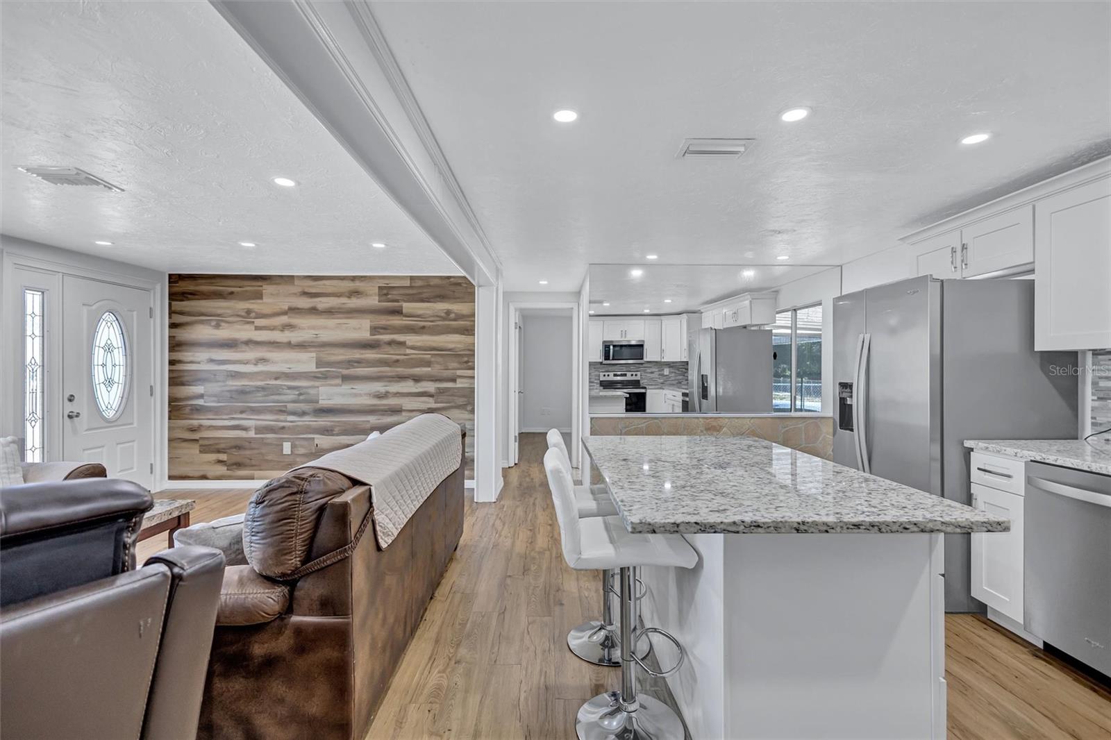 BEACON SQUARE - Residential