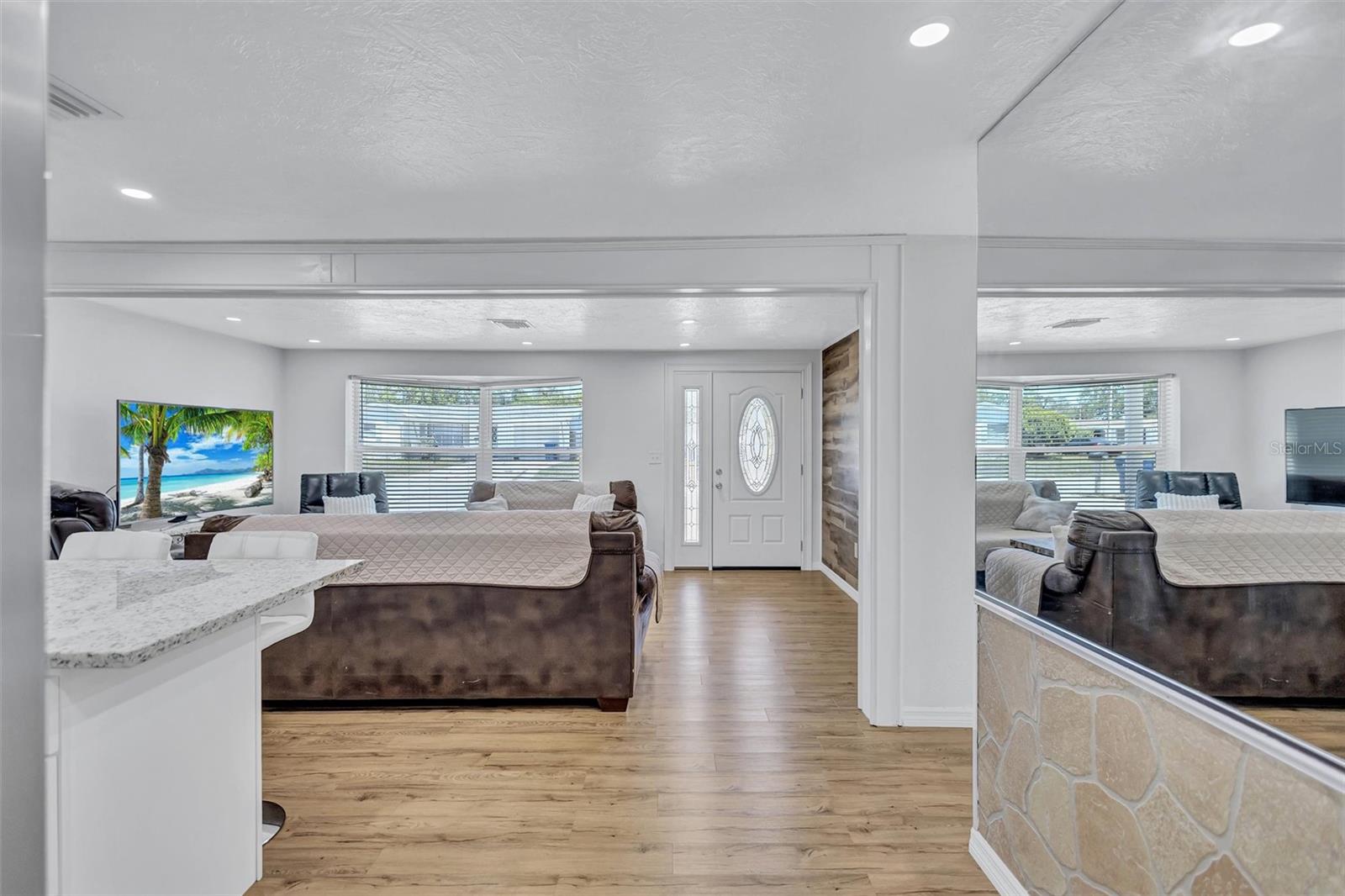 BEACON SQUARE - Residential