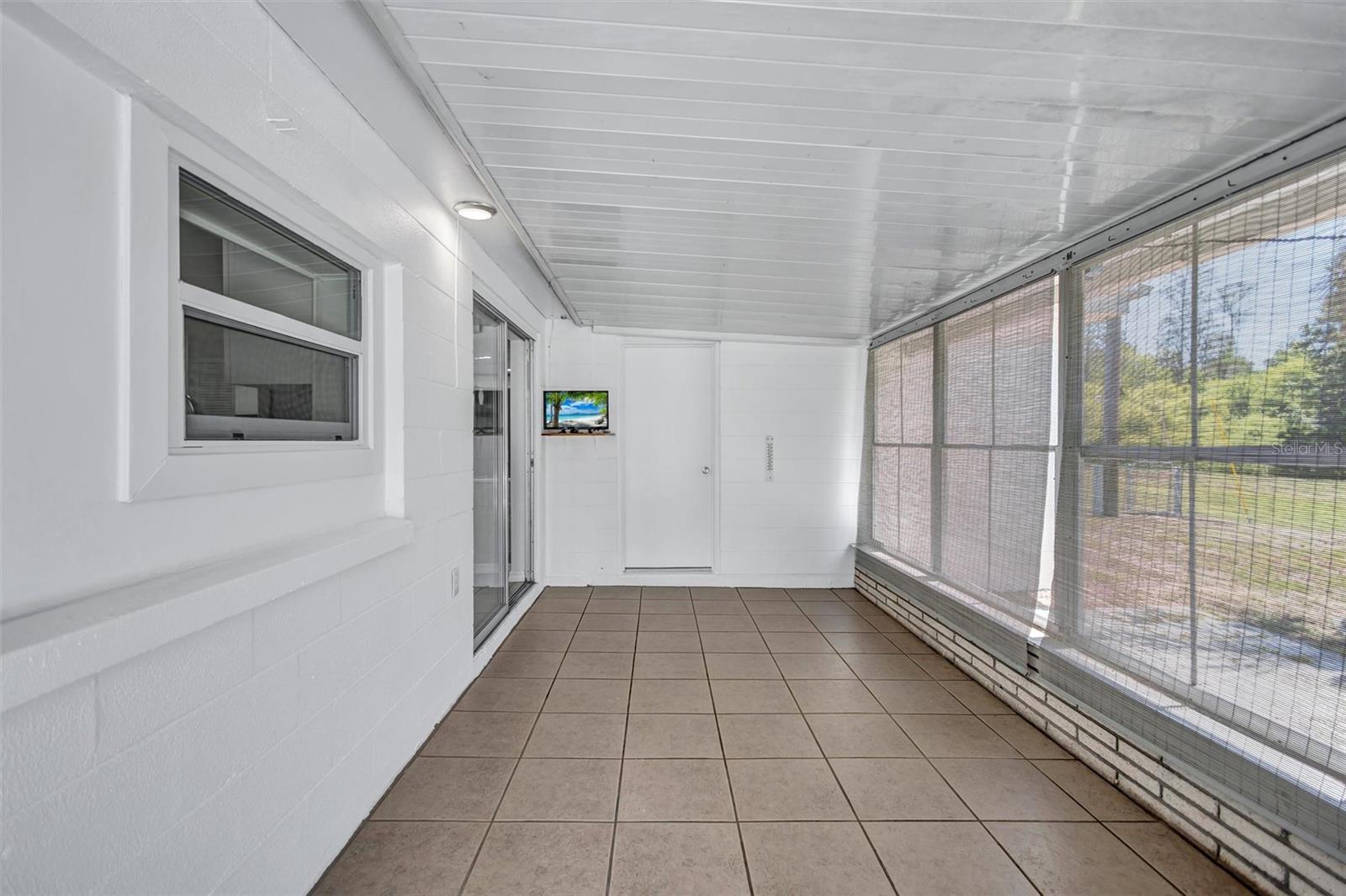 BEACON SQUARE - Residential