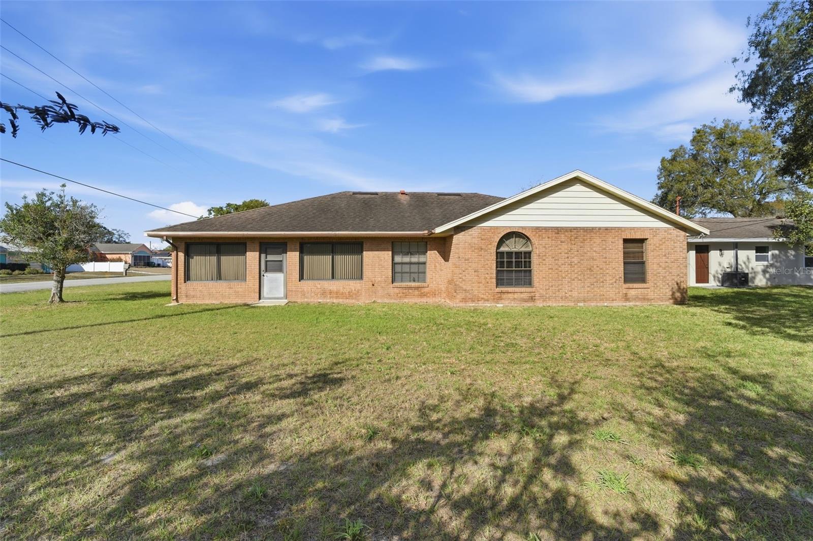 DELTONA LAKES UNIT 03 - Residential