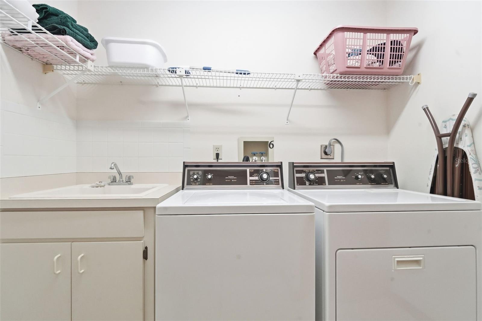 DELTONA LAKES UNIT 03 - Residential