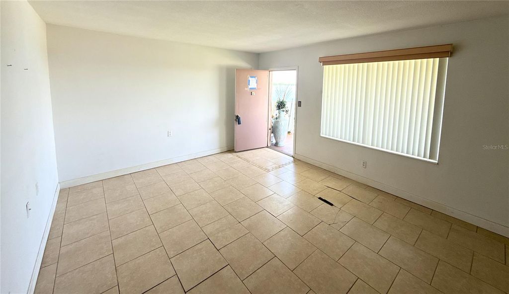 Photo of 765 John Ringling Boulevard #32, Sarasota, FL 34236 (MLS # A4664636)