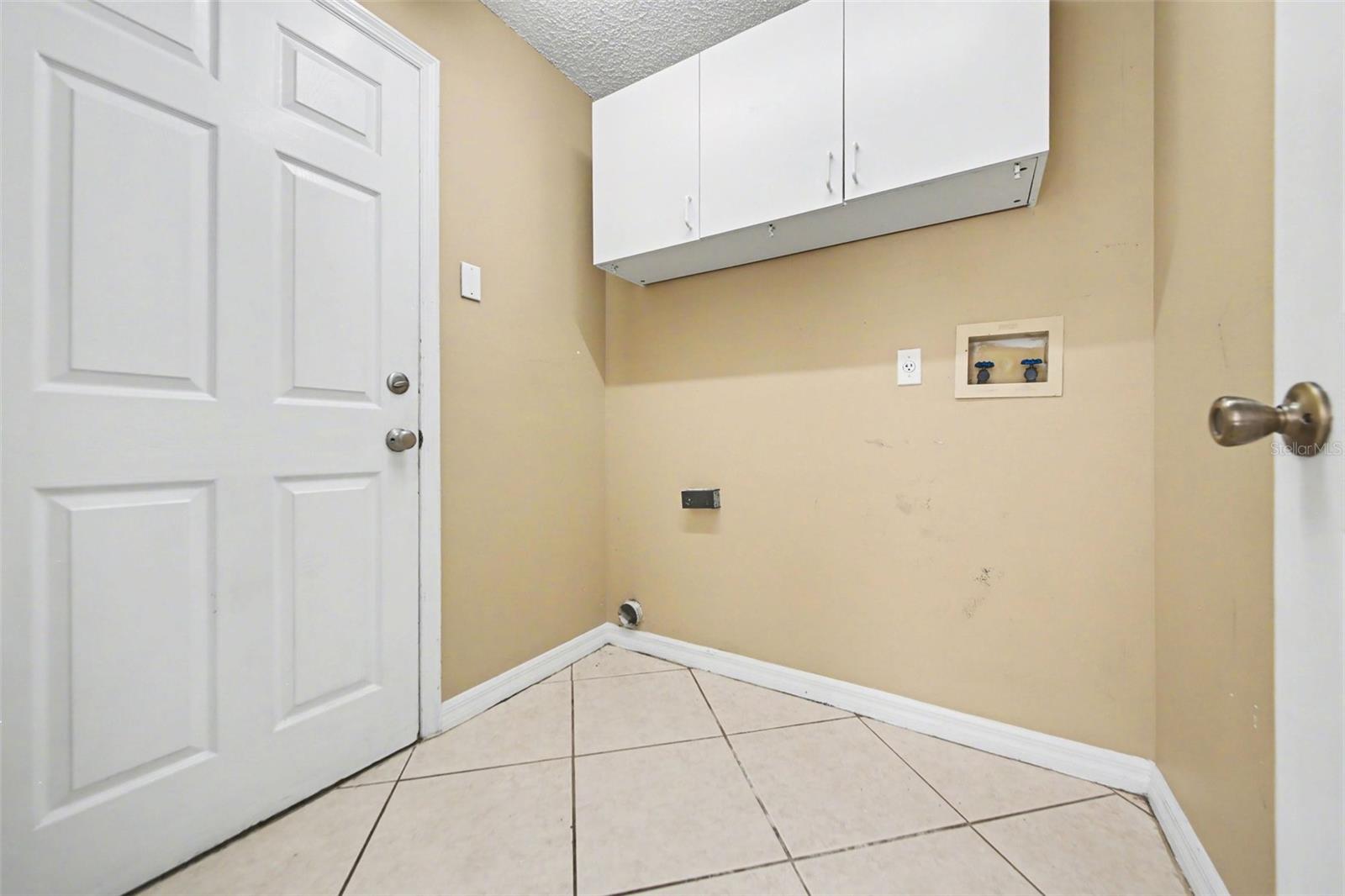 FAIRFAX VILLAGE 30/96 LOT 18 - Residential