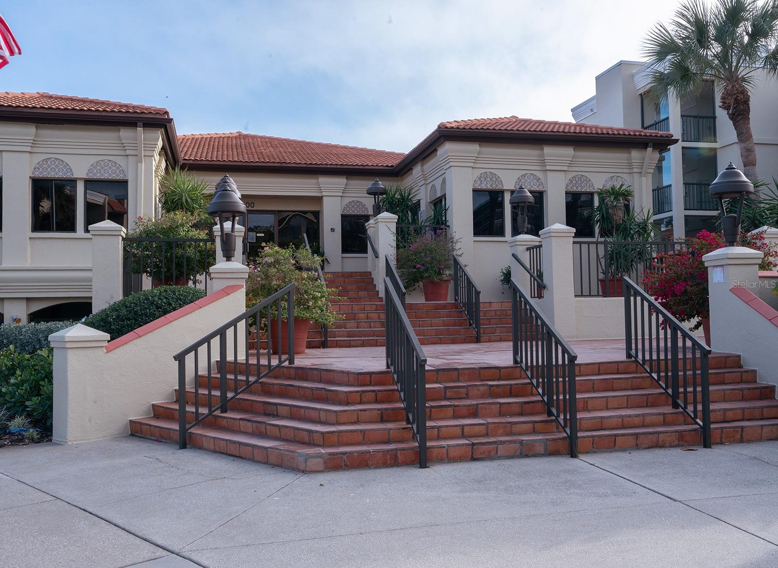 LANDS END AT SUNSET BEACH CONDO - Residential