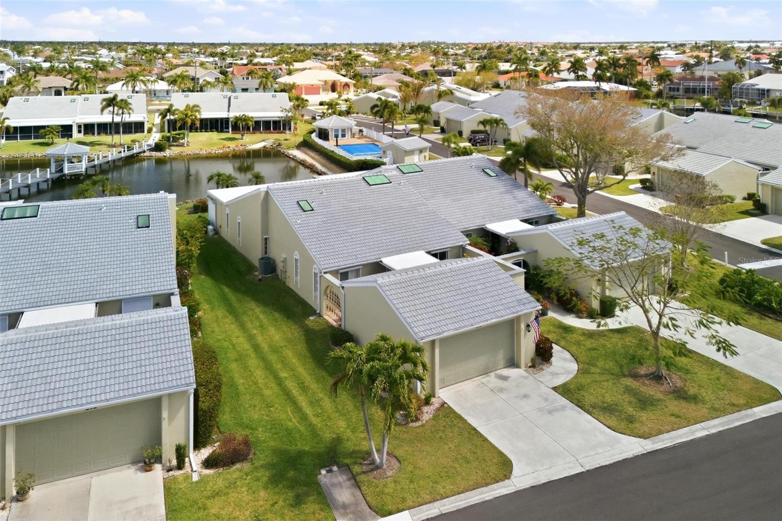 ISLES COVE PH 10 - Residential