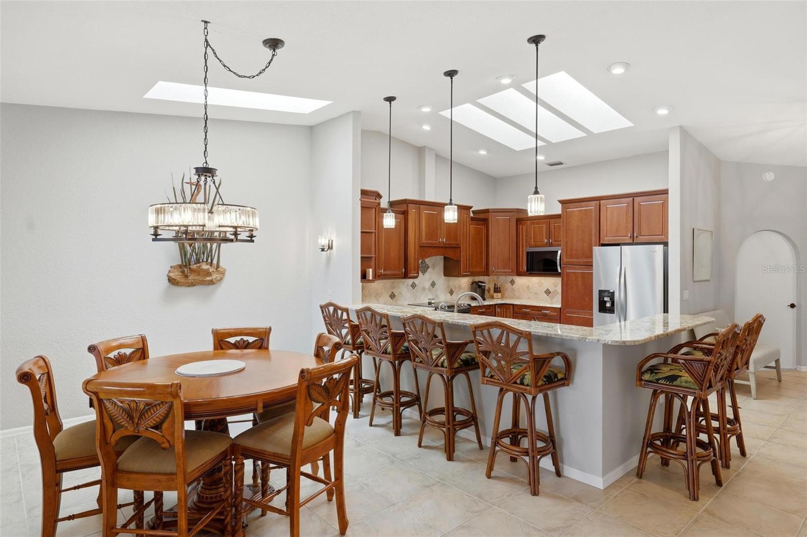 ISLES COVE PH 10 - Residential