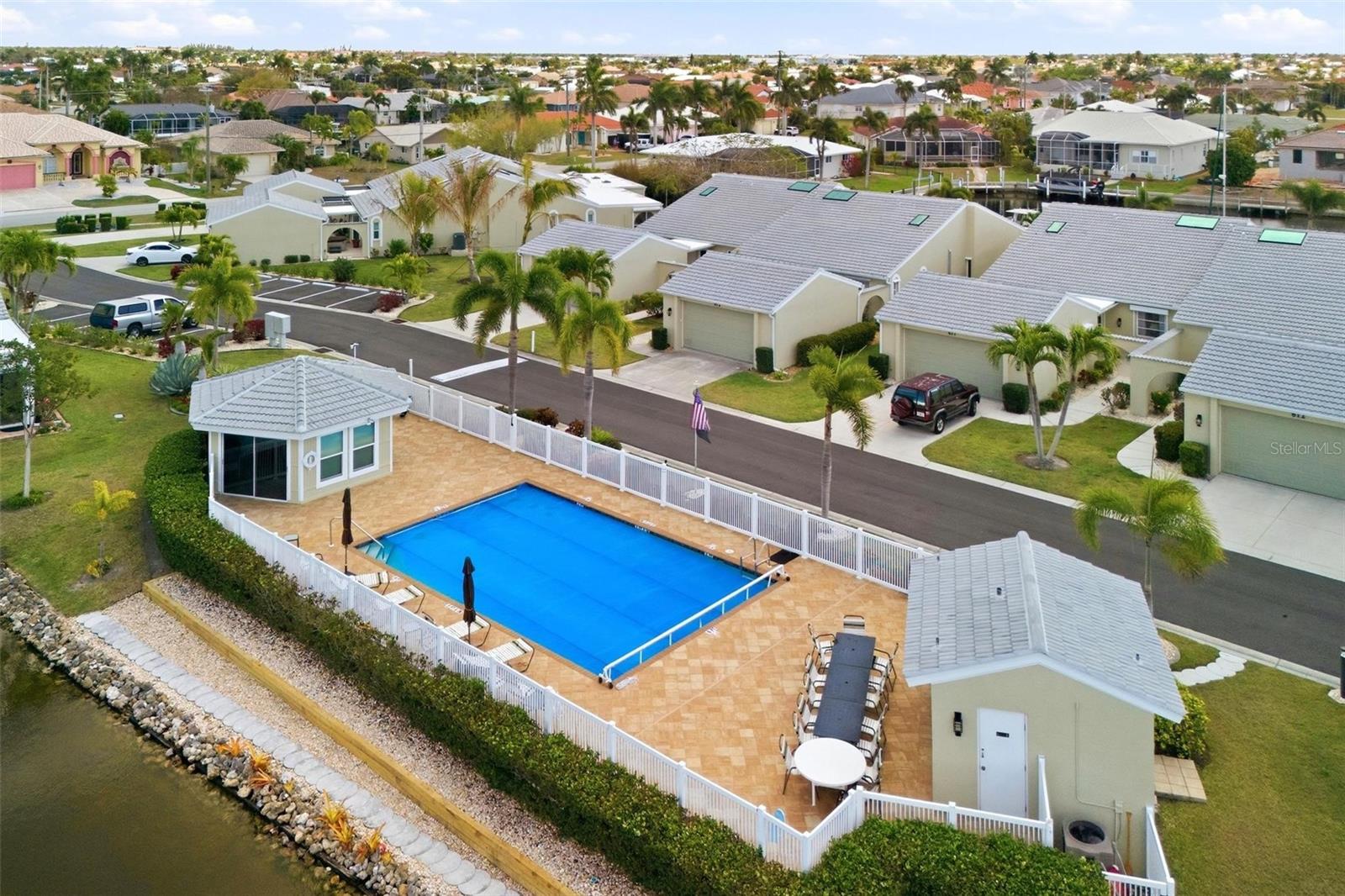 ISLES COVE PH 10 - Residential