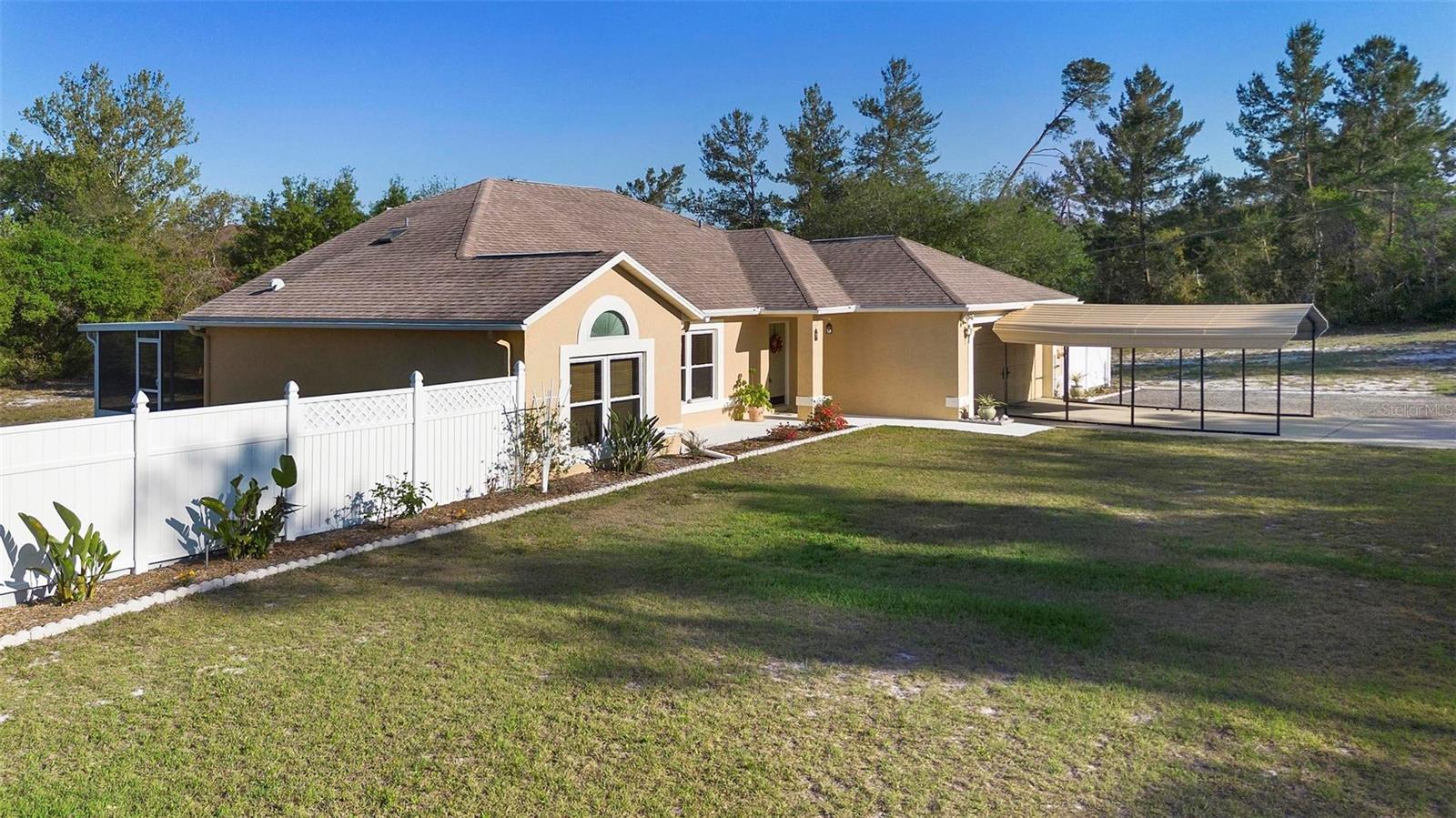 2530 LEONARD DRIVE