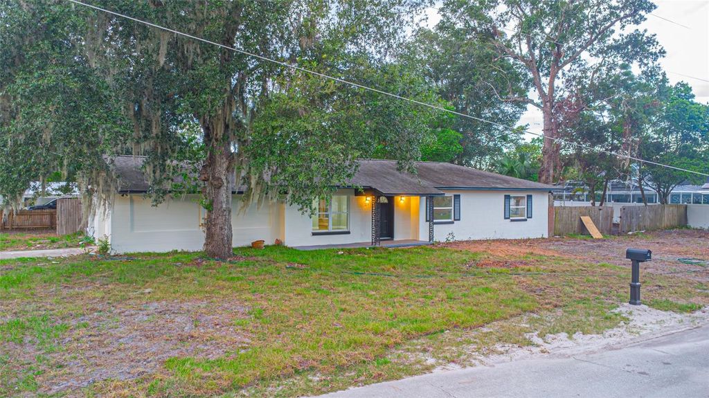 Photo of 226 Delmar Lane, Debary, FL 32713 (MLS # V4944352)