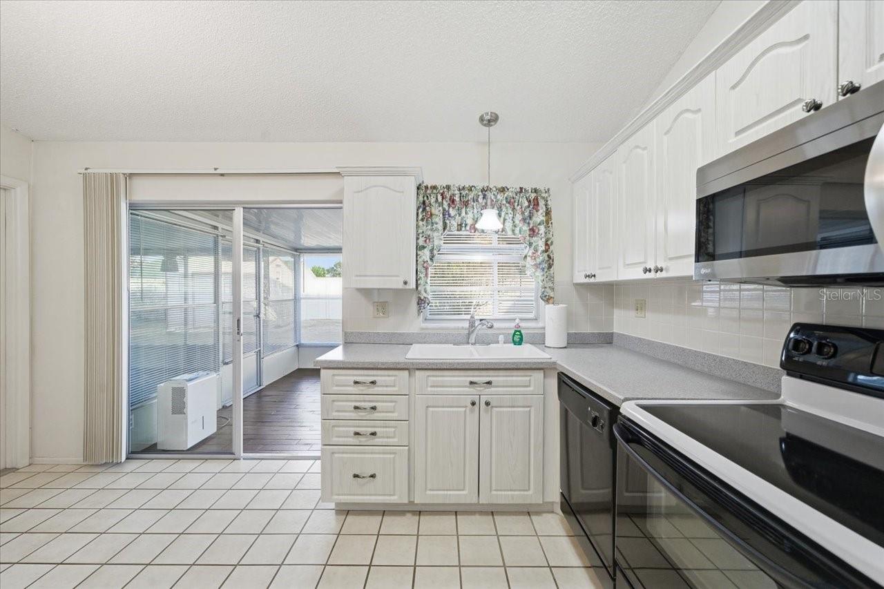 VENICE ESTATES SUB - Residential