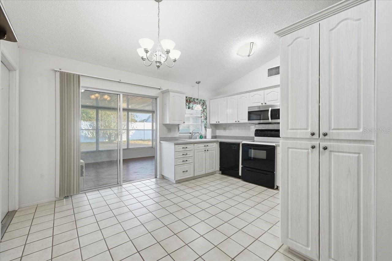 VENICE ESTATES SUB - Residential