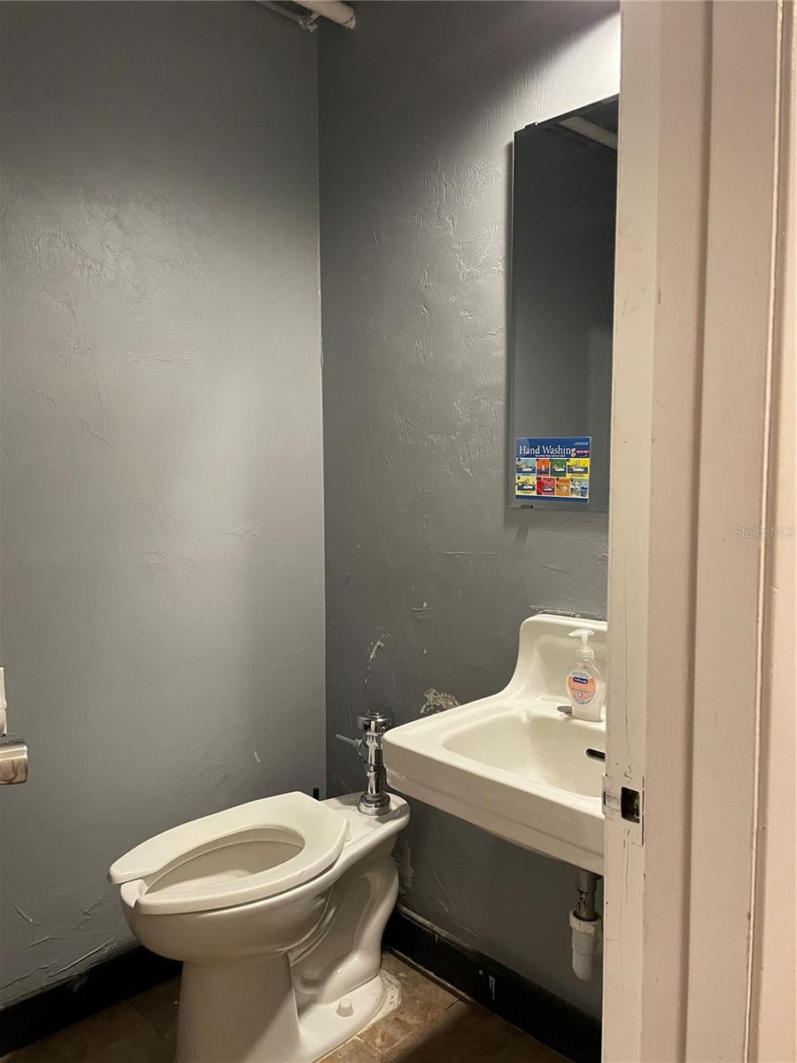 N/A - Commercial Lease