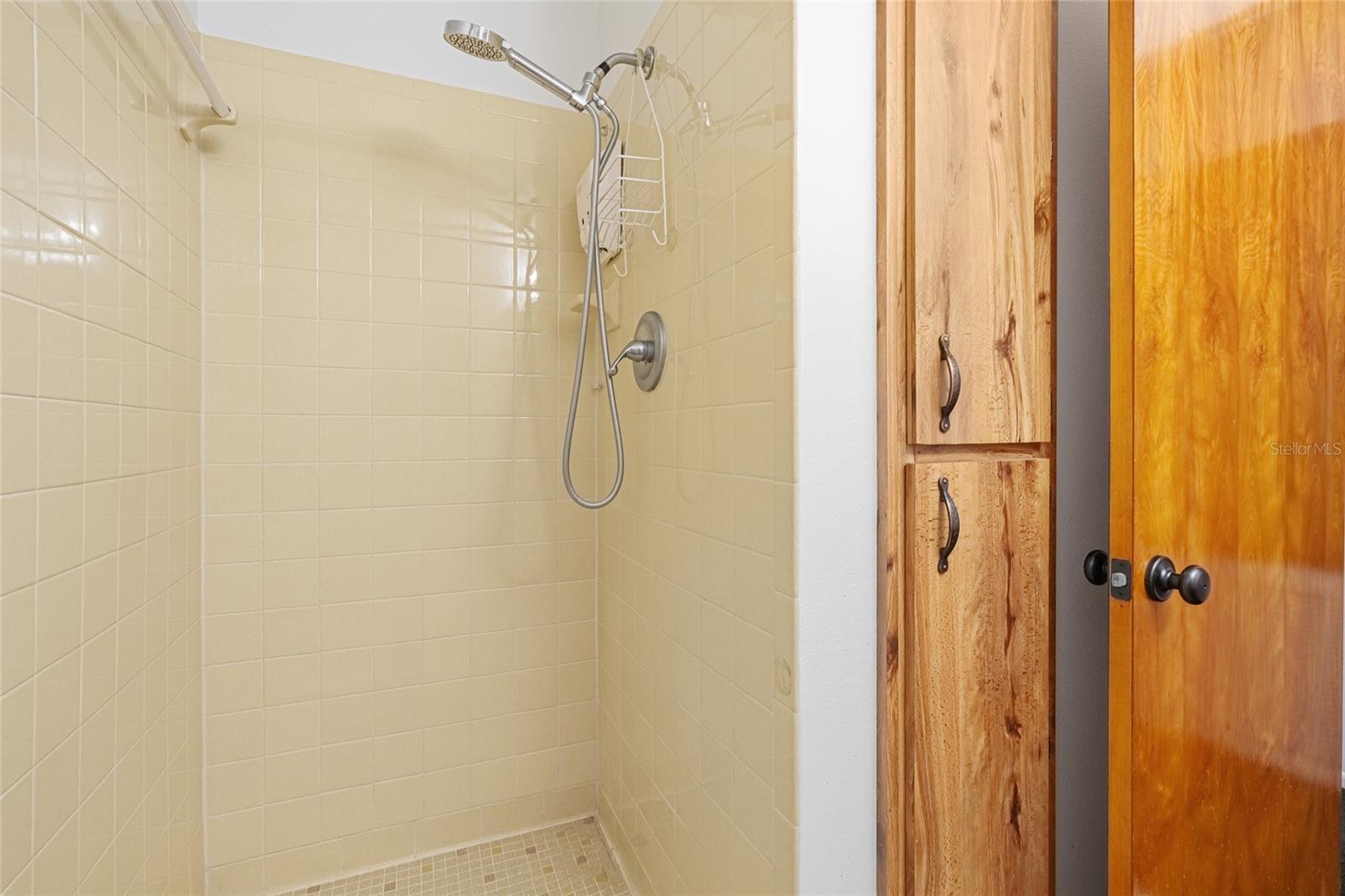 THIRD ADD TRACYS PT - Residential