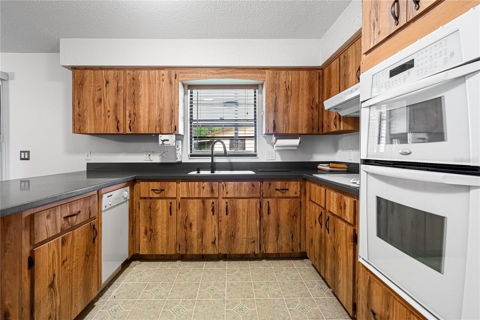 THIRD ADD TRACYS PT - Residential