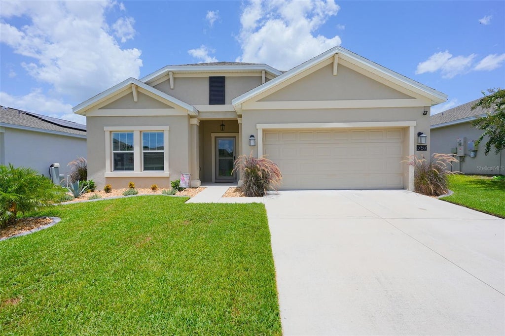 Photo of 757 Citrus Reserve Boulevard, Davenport, FL 33837 (MLS # S5154035)