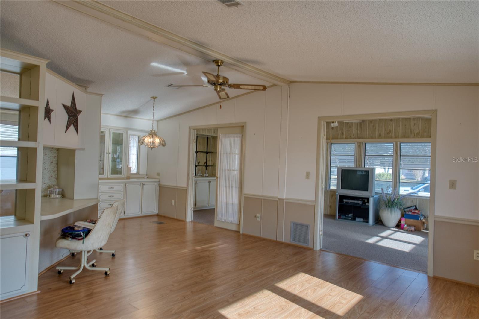 LADY LAKE ORANGE BLOSSOM GARDENS UNIT 08 - Residential