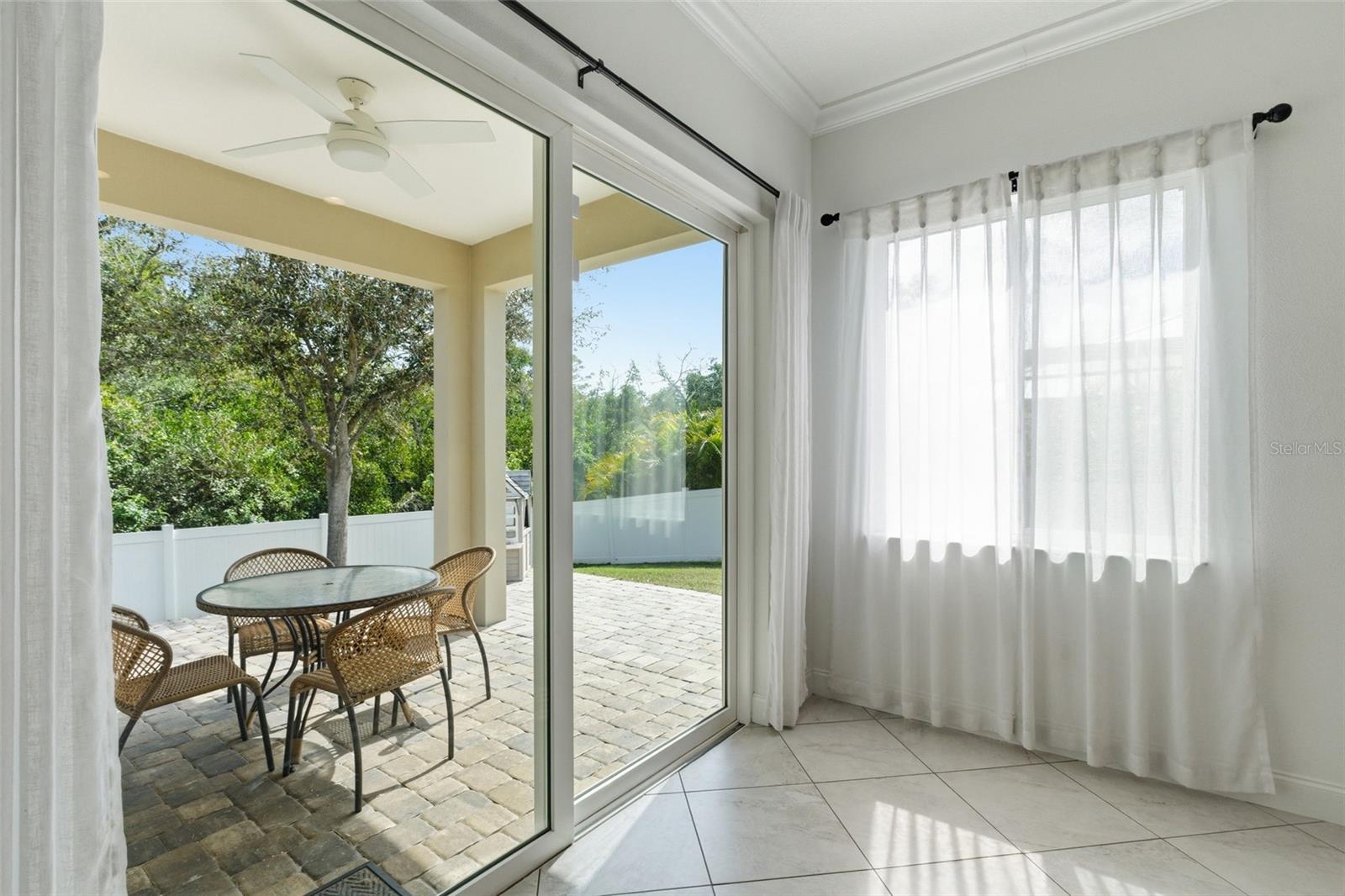 SOUTH VENICE - Residential