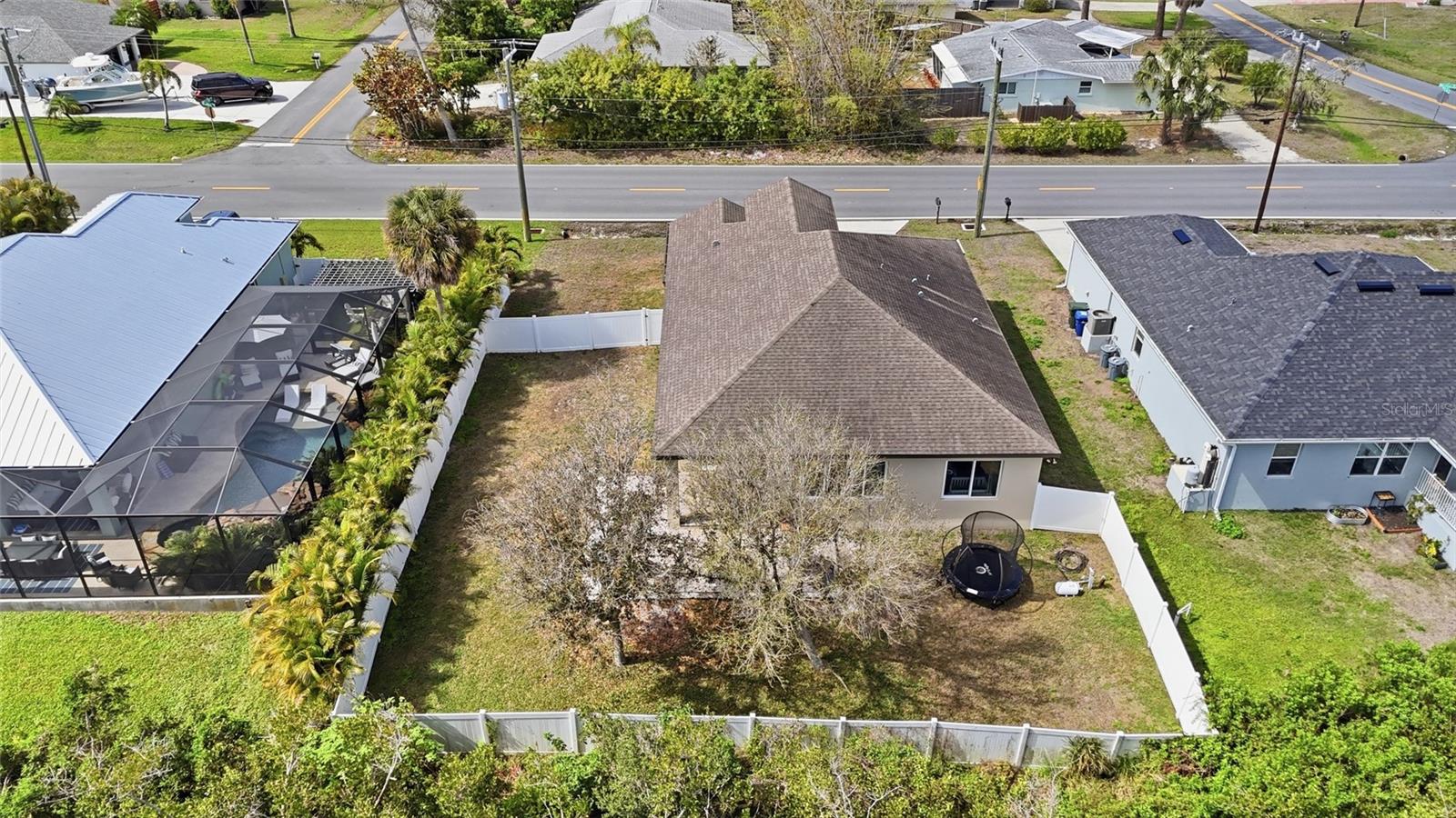 SOUTH VENICE - Residential