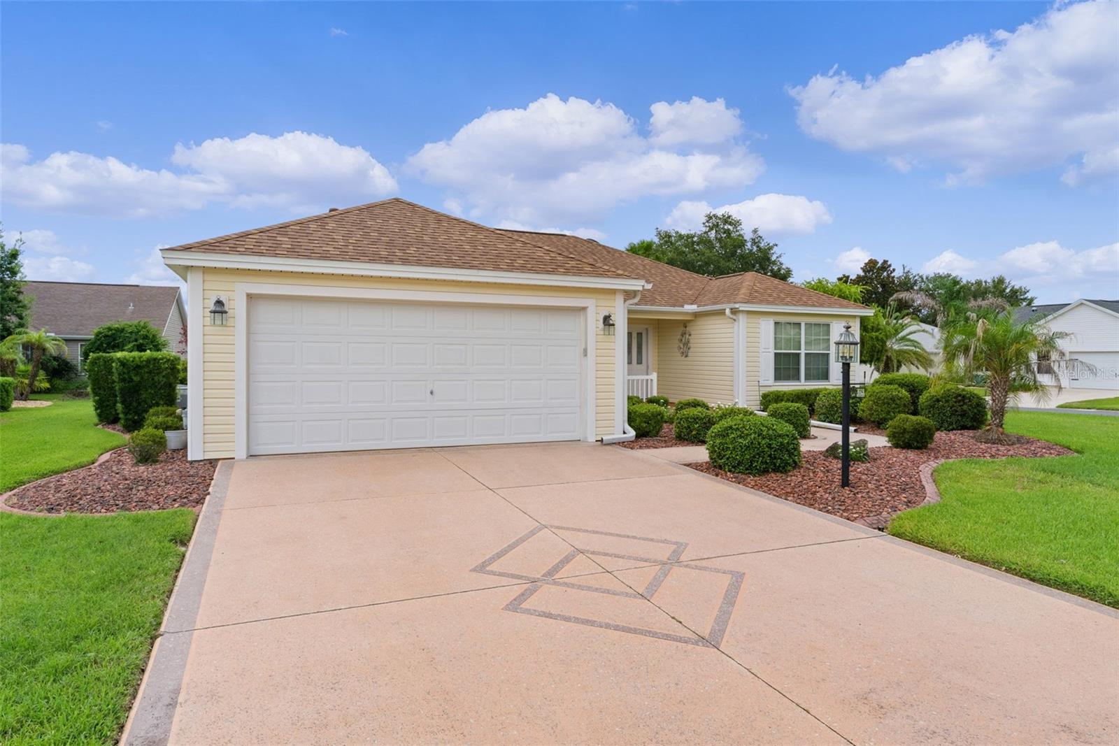 649 RAVENEL COURT