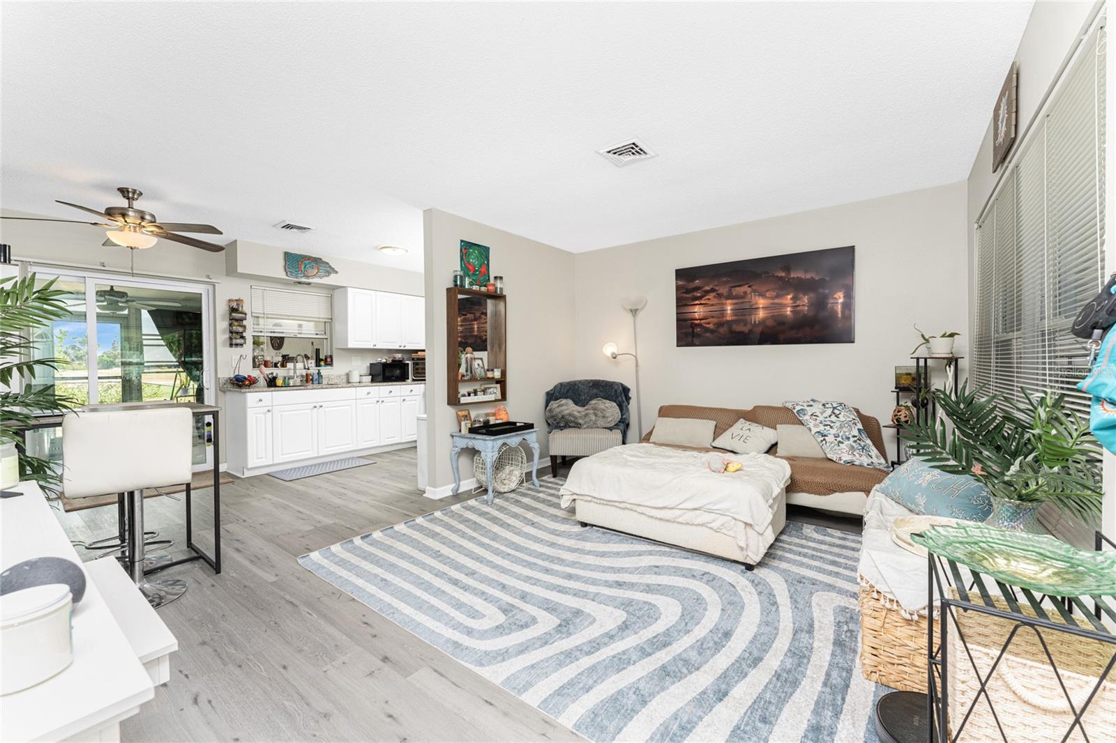 VENICE COUNTRY CLUB ESTATES RESUB - Residential Income