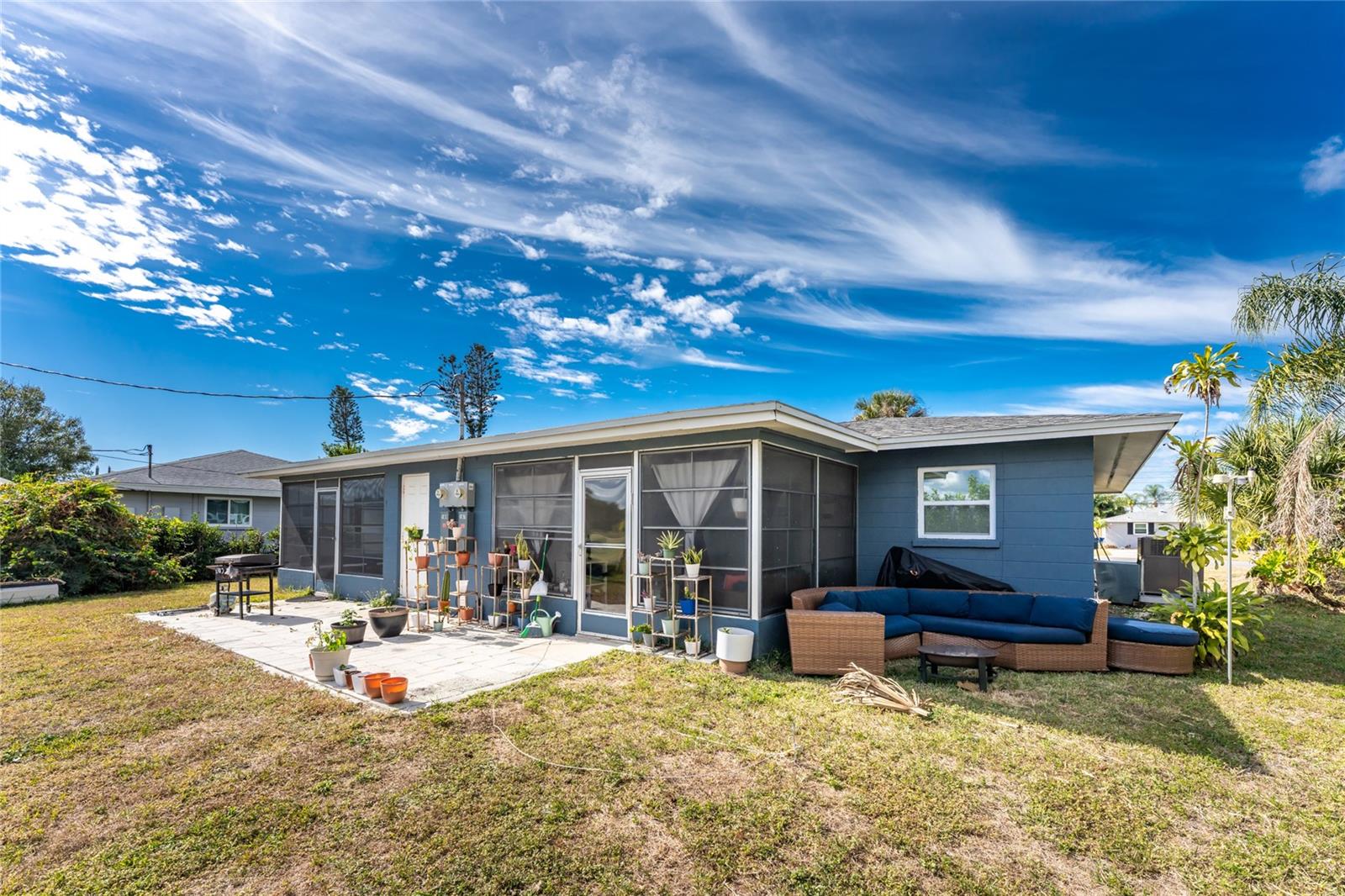 VENICE COUNTRY CLUB ESTATES RESUB - Residential Income